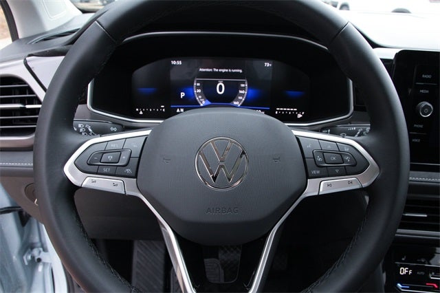 2026 Volkswagen Taos 1.5T SE Black