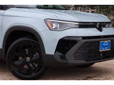 2026 Volkswagen Taos 1.5T SE Black