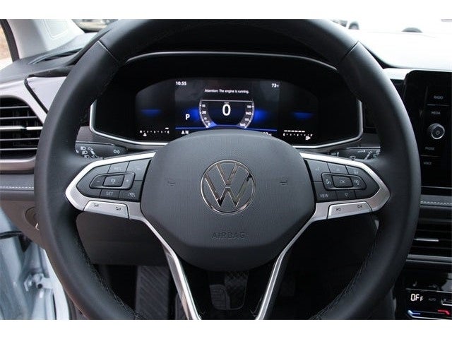 2026 Volkswagen Taos 1.5T SE Black