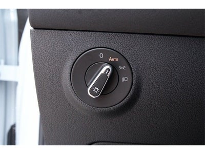 2026 Volkswagen Taos 1.5T SE Black