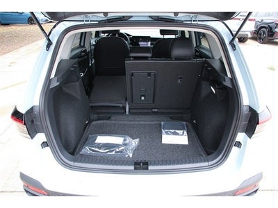 2026 Volkswagen Taos 1.5T SE Black