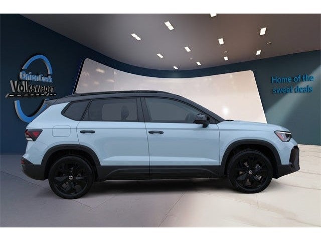 2026 Volkswagen Taos 1.5T SE Black