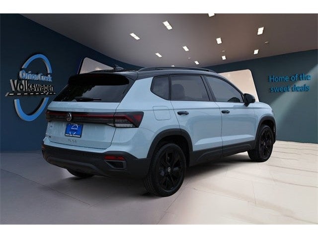 2026 Volkswagen Taos 1.5T SE Black