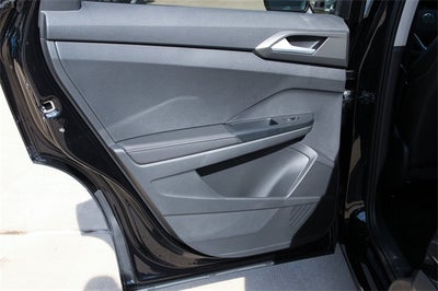 2026 Volkswagen Taos 1.5T SE Black