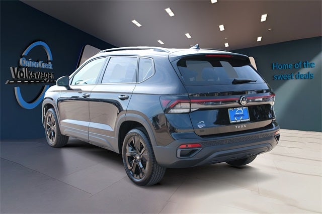 2026 Volkswagen Taos 1.5T SE Black