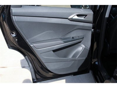 2026 Volkswagen Taos 1.5T SE Black