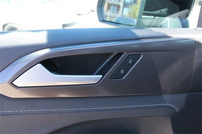 2026 Volkswagen Taos 1.5T SE Black