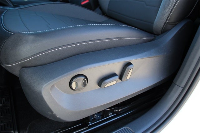 2026 Volkswagen Taos 1.5T SE Black