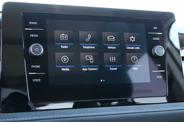 2026 Volkswagen Taos 1.5T SE Black