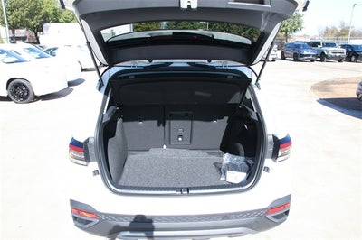 2026 Volkswagen Taos 1.5T SE Black