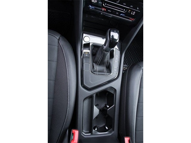 2026 Volkswagen Taos 1.5T SE Black