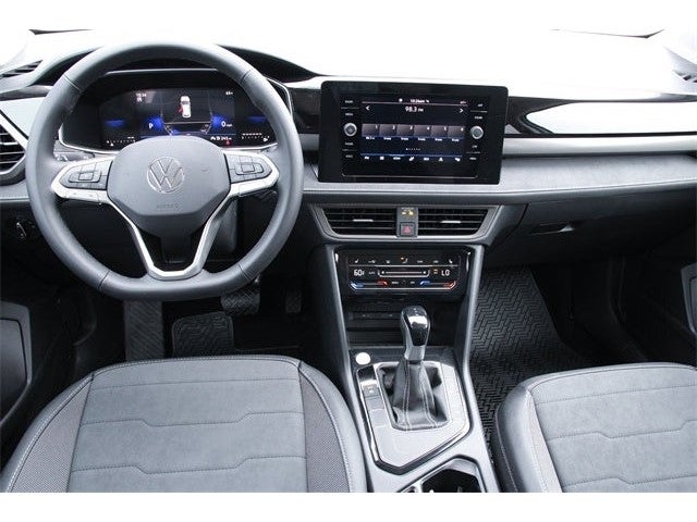 2026 Volkswagen Taos 1.5T SE Black