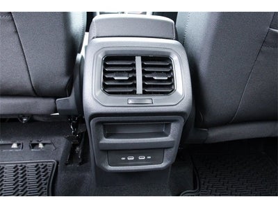 2026 Volkswagen Taos 1.5T SE Black