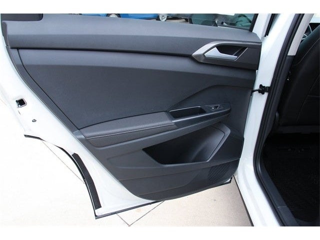 2026 Volkswagen Taos 1.5T SE Black