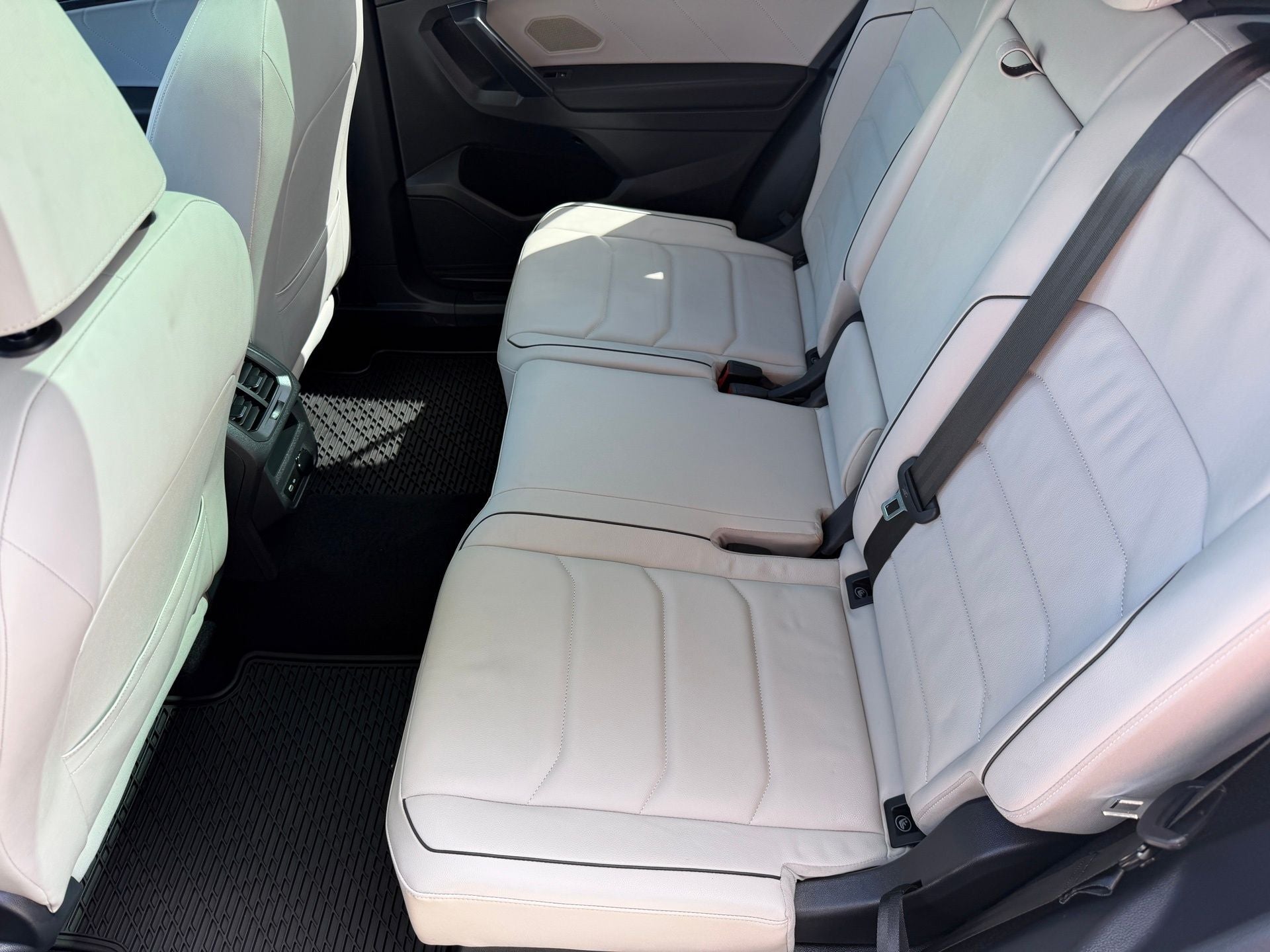 2021 Volkswagen Tiguan 2.0T SEL Premium R-Line