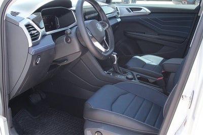 2025 Volkswagen Taos 1.5T SEL