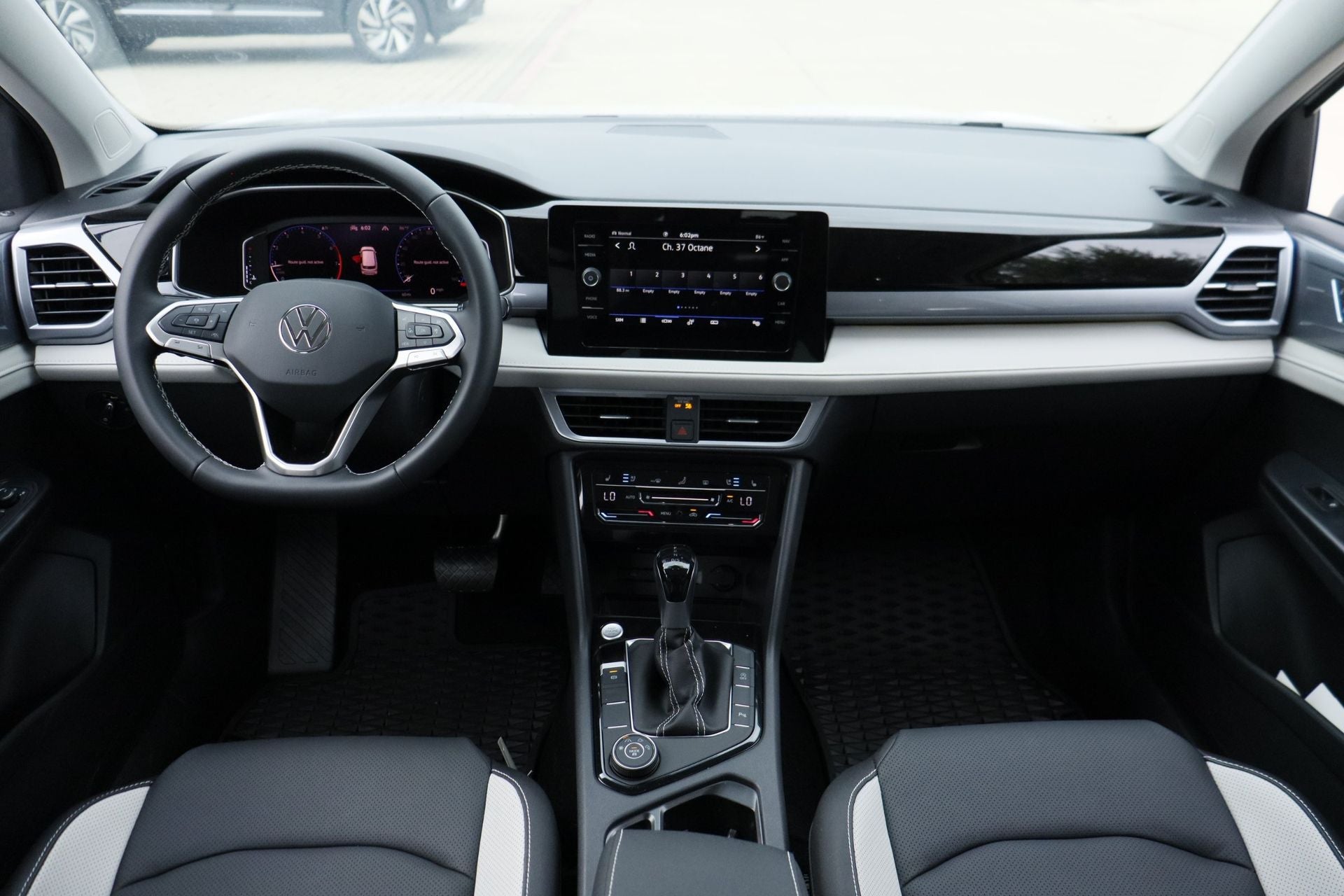2025 Volkswagen Taos 1.5T SEL