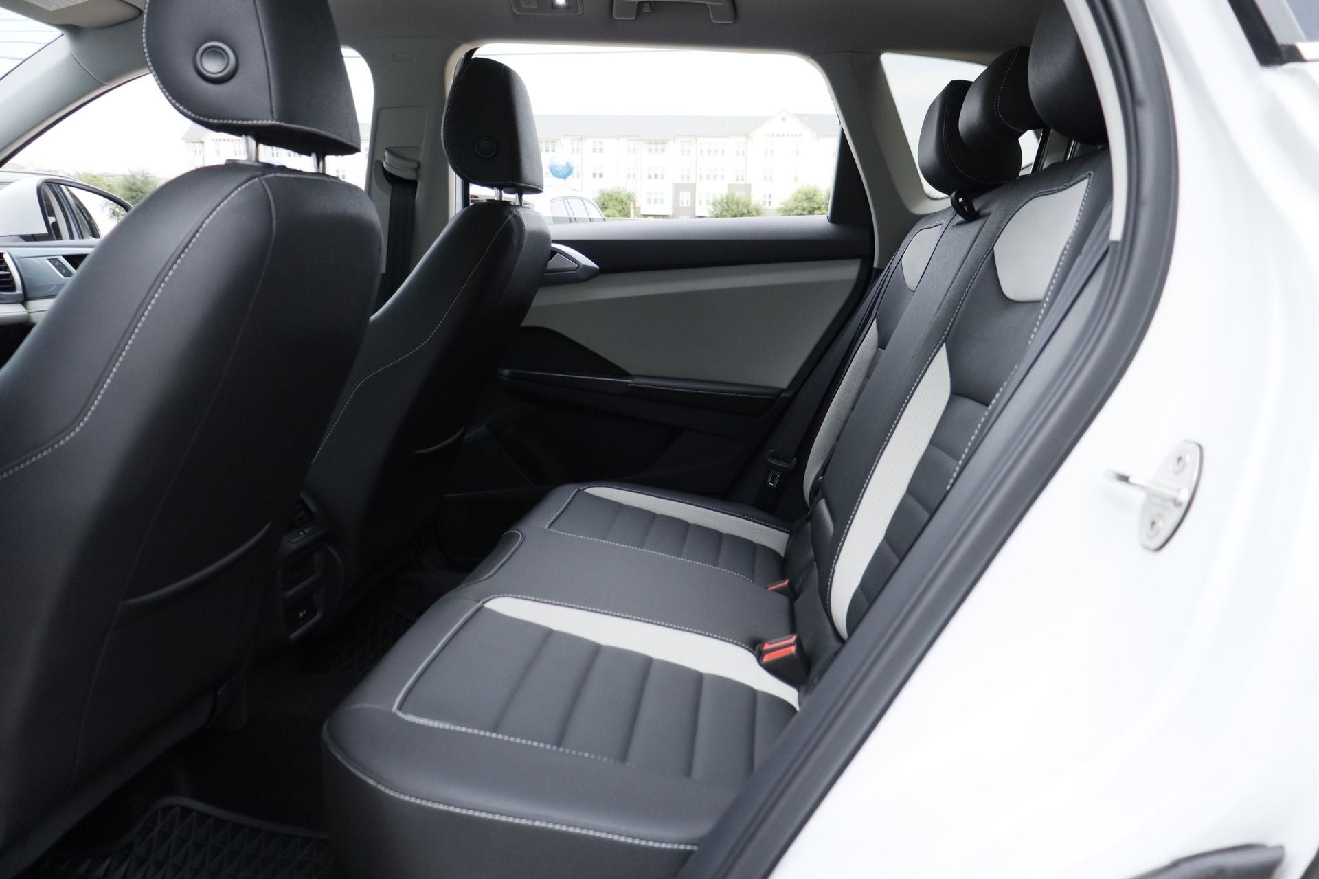 2025 Volkswagen Taos 1.5T SEL