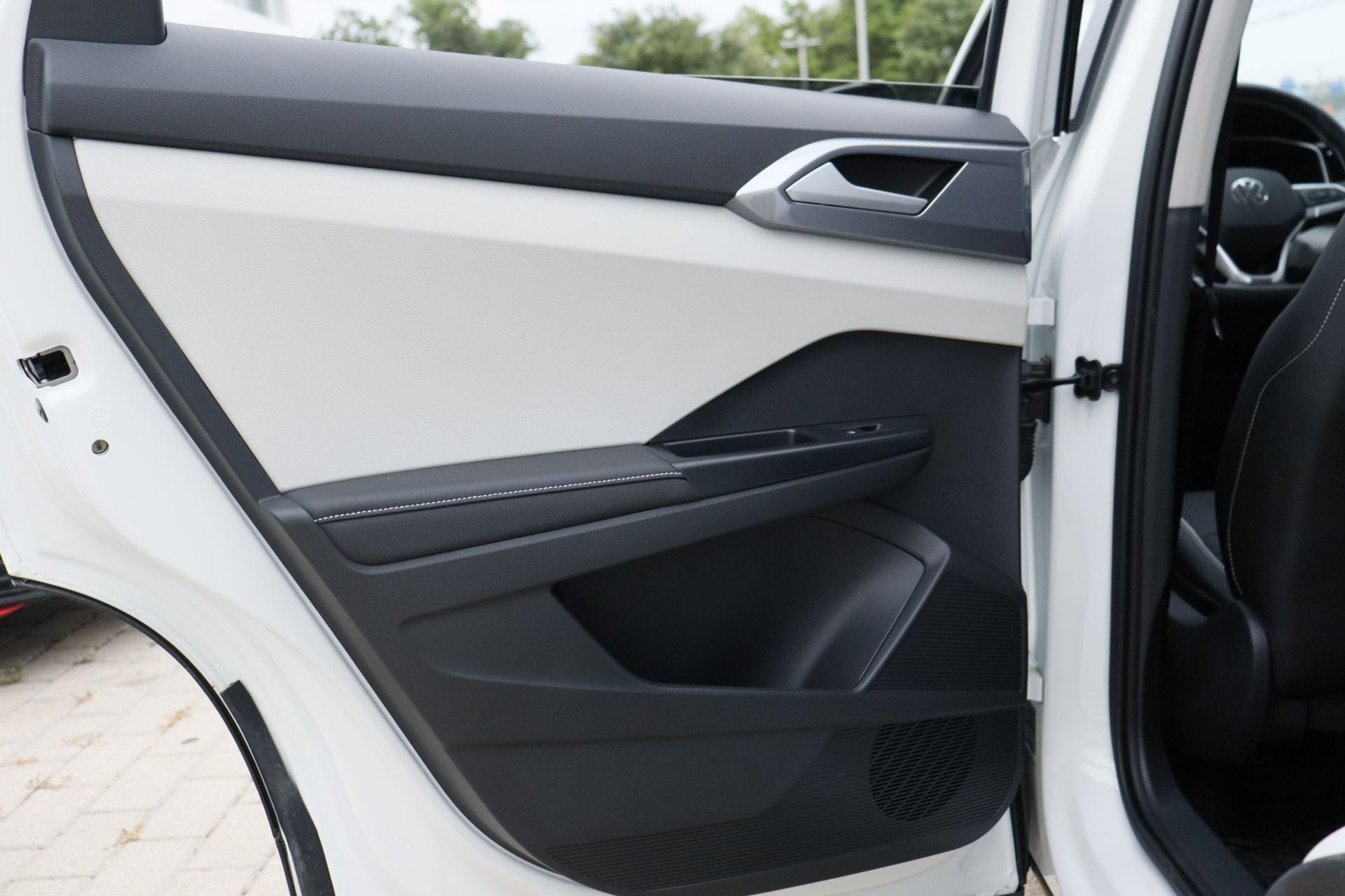2025 Volkswagen Taos 1.5T SEL