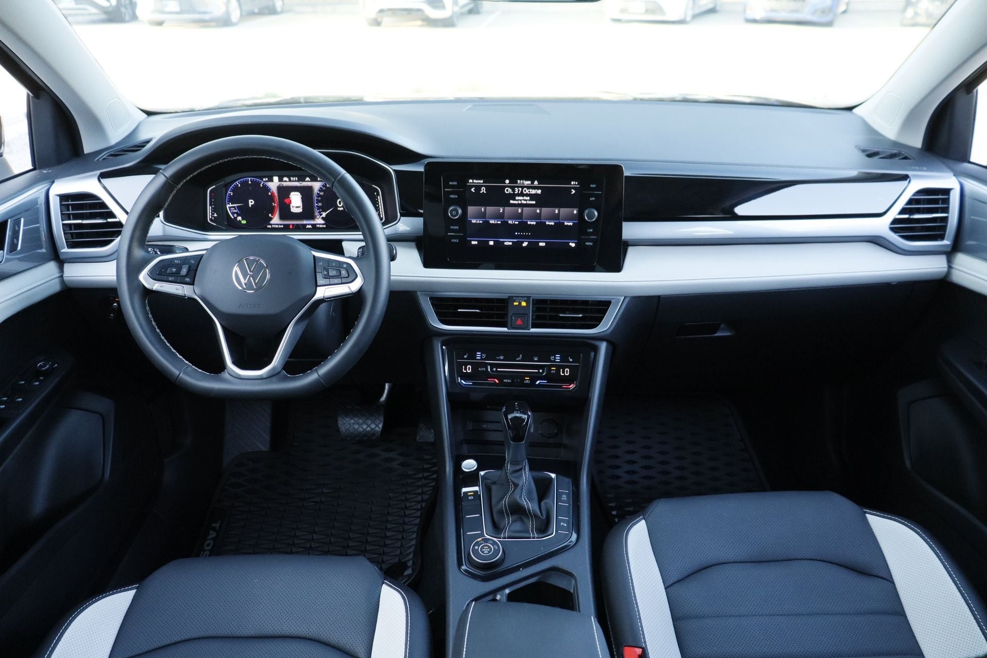 2025 Volkswagen Taos 1.5T SEL