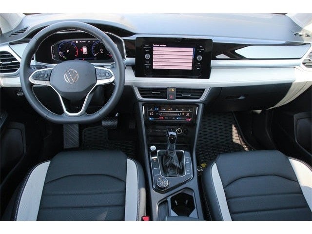2025 Volkswagen Taos 1.5T SEL