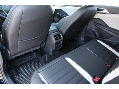 2025 Volkswagen Taos 1.5T SEL
