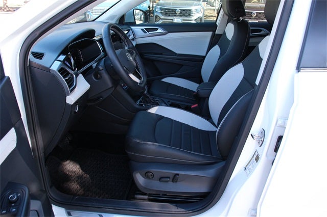 2025 Volkswagen Taos 1.5T SEL