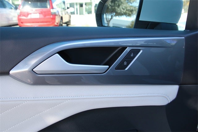 2025 Volkswagen Taos 1.5T SEL