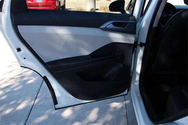 2025 Volkswagen Taos 1.5T SEL