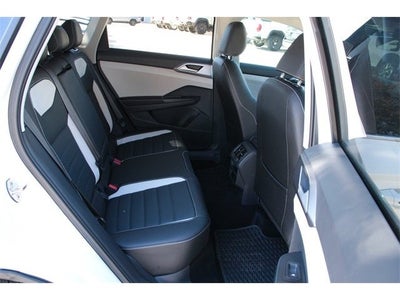 2025 Volkswagen Taos 1.5T SEL