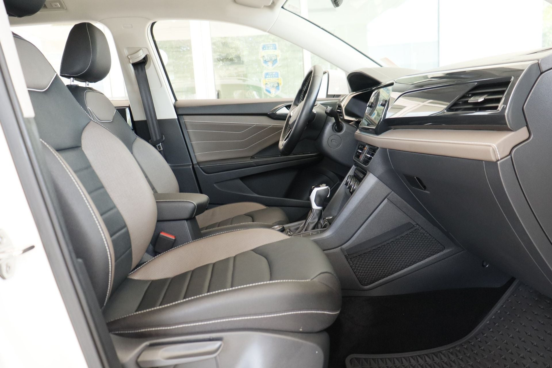 2024 Volkswagen Taos 1.5T SEL