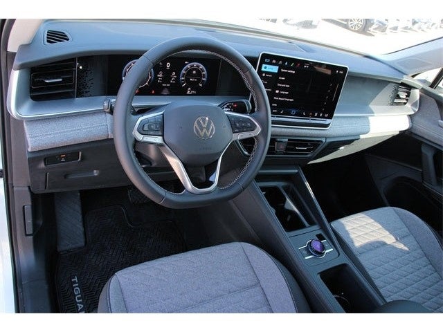 2025 Volkswagen Tiguan 2.0T S
