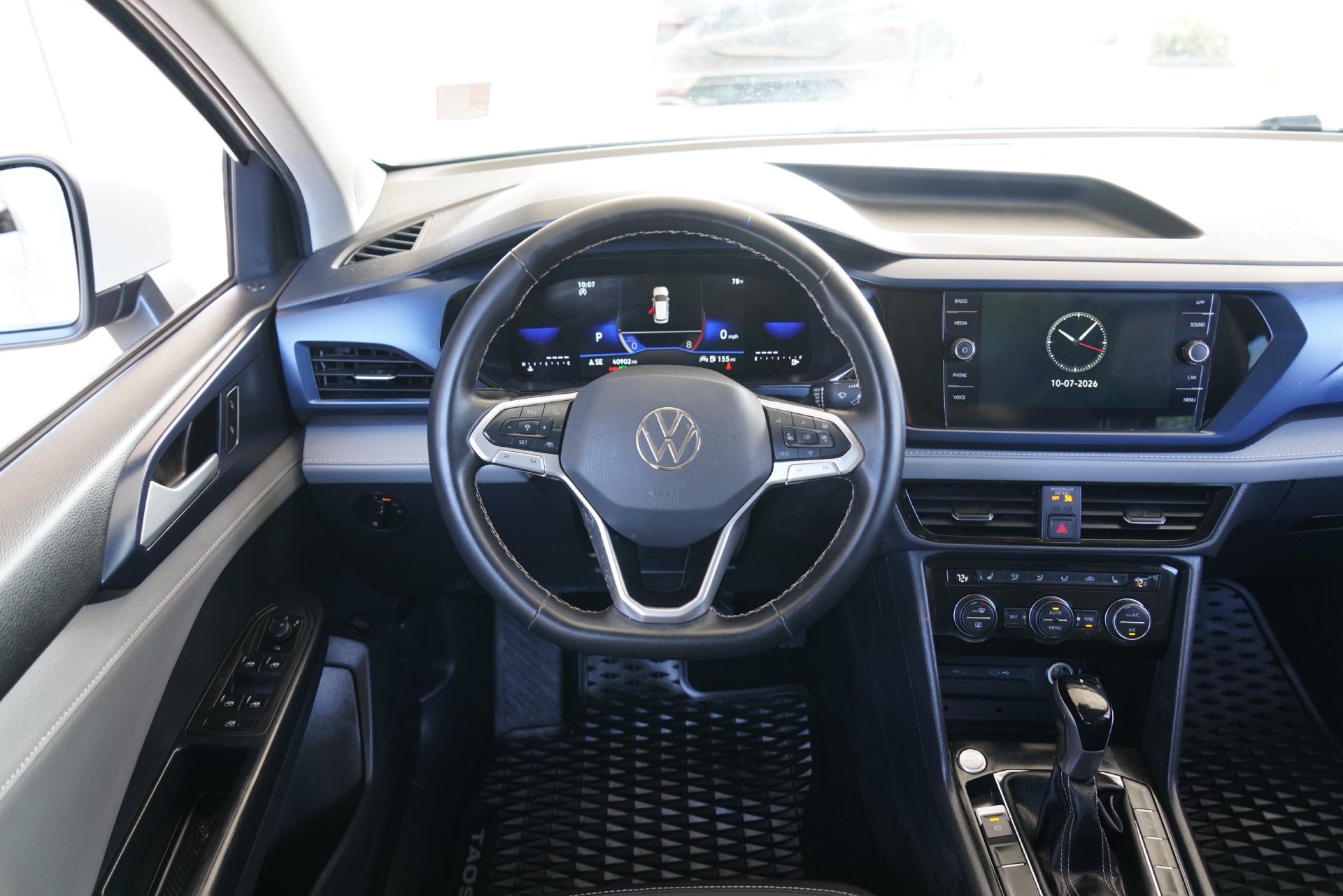 2024 Volkswagen Taos 1.5T SE