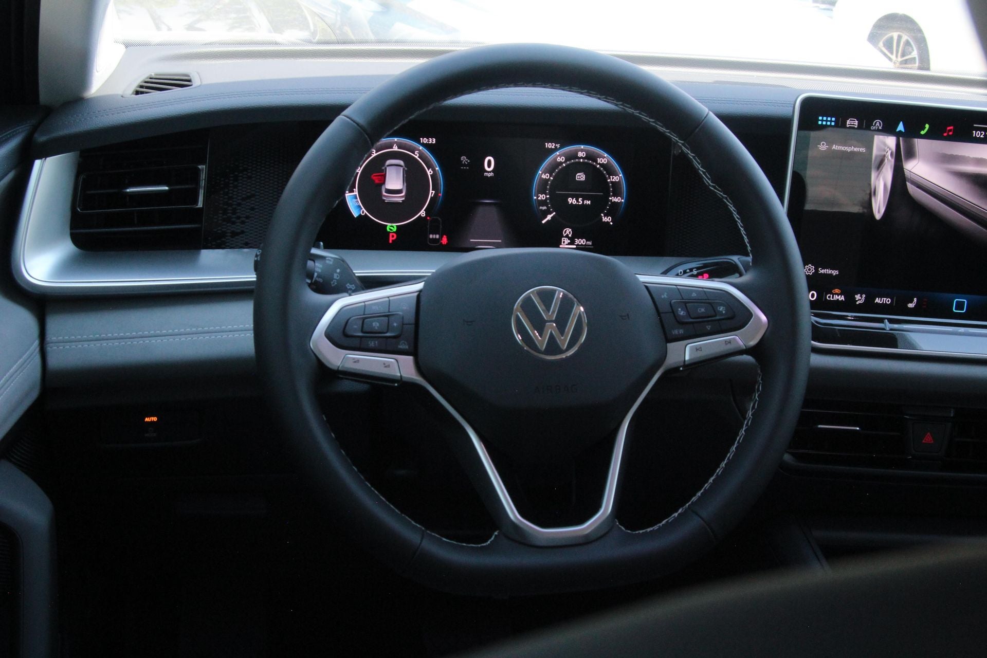 2025 Volkswagen Tiguan 2.0T SE