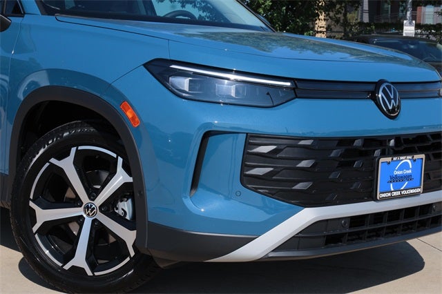 2025 Volkswagen Tiguan 2.0T SE