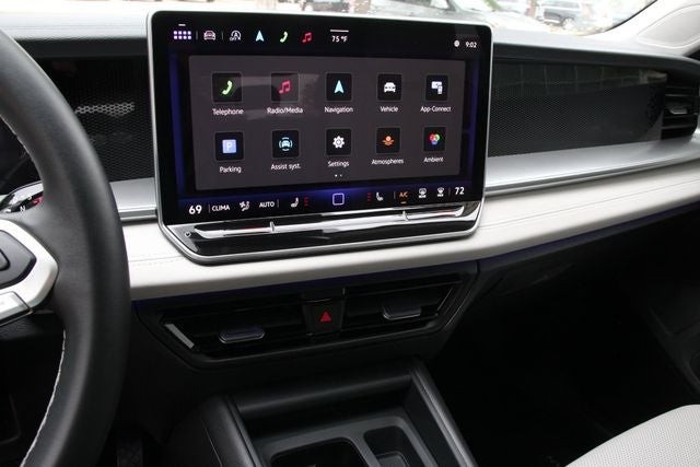 2025 Volkswagen Tiguan 2.0T SE