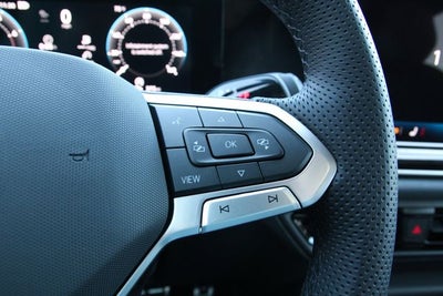 2026 Volkswagen Tiguan 2.0T SE R-Line Black