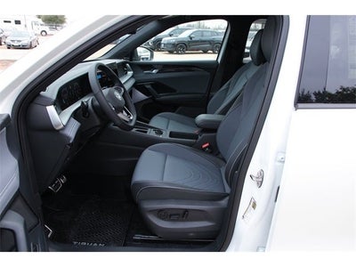 2026 Volkswagen Tiguan 2.0T SE R-Line Black