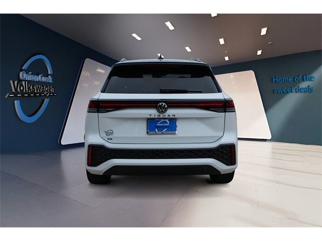 2026 Volkswagen Tiguan 2.0T SE R-Line Black