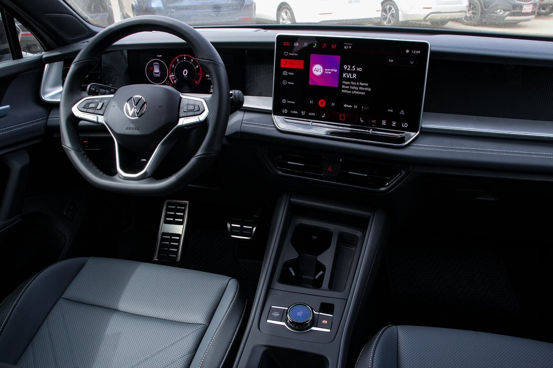 2026 Volkswagen Tiguan 2.0T SE R-Line Black