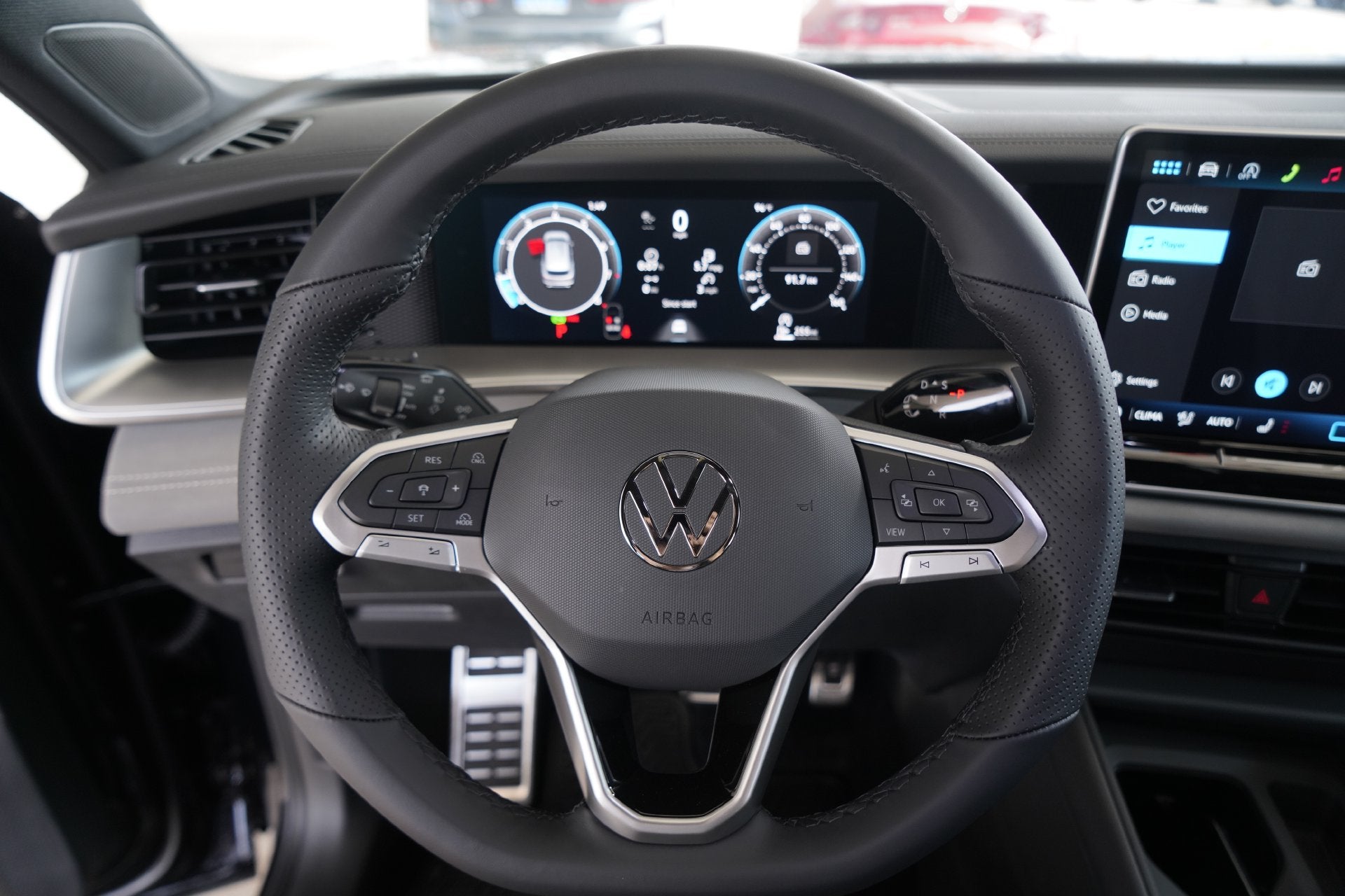 2026 Volkswagen Tiguan 2.0T SE R-Line Black