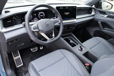 2026 Volkswagen Tiguan 2.0T SE R-Line Black