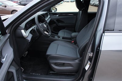 2026 Volkswagen Tiguan 2.0T SE R-Line Black