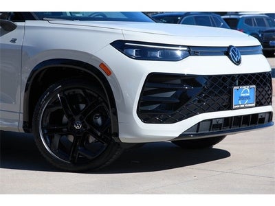 2026 Volkswagen Tiguan 2.0T SE R-Line Black