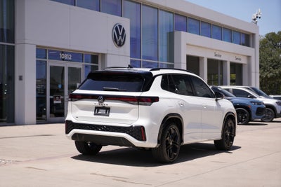 2026 Volkswagen Tiguan 2.0T SE R-Line Black