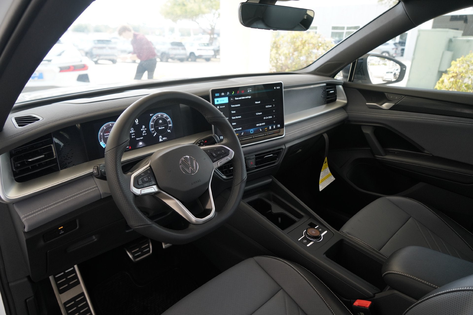 2026 Volkswagen Tiguan 2.0T SE R-Line Black
