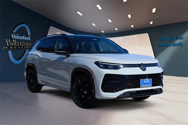 2026 Volkswagen Tiguan 2.0T SE R-Line Black