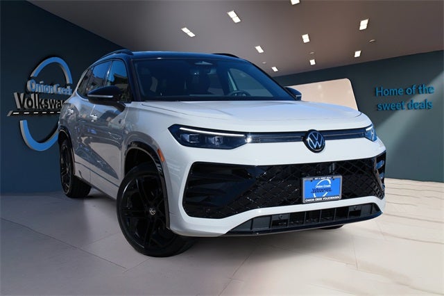 2026 Volkswagen Tiguan 2.0T SE R-Line Black