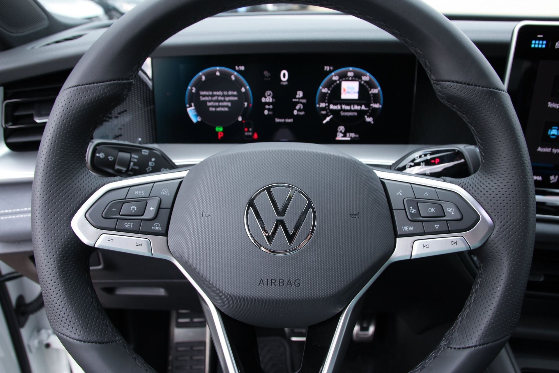 2026 Volkswagen Tiguan 2.0T SE R-Line Black