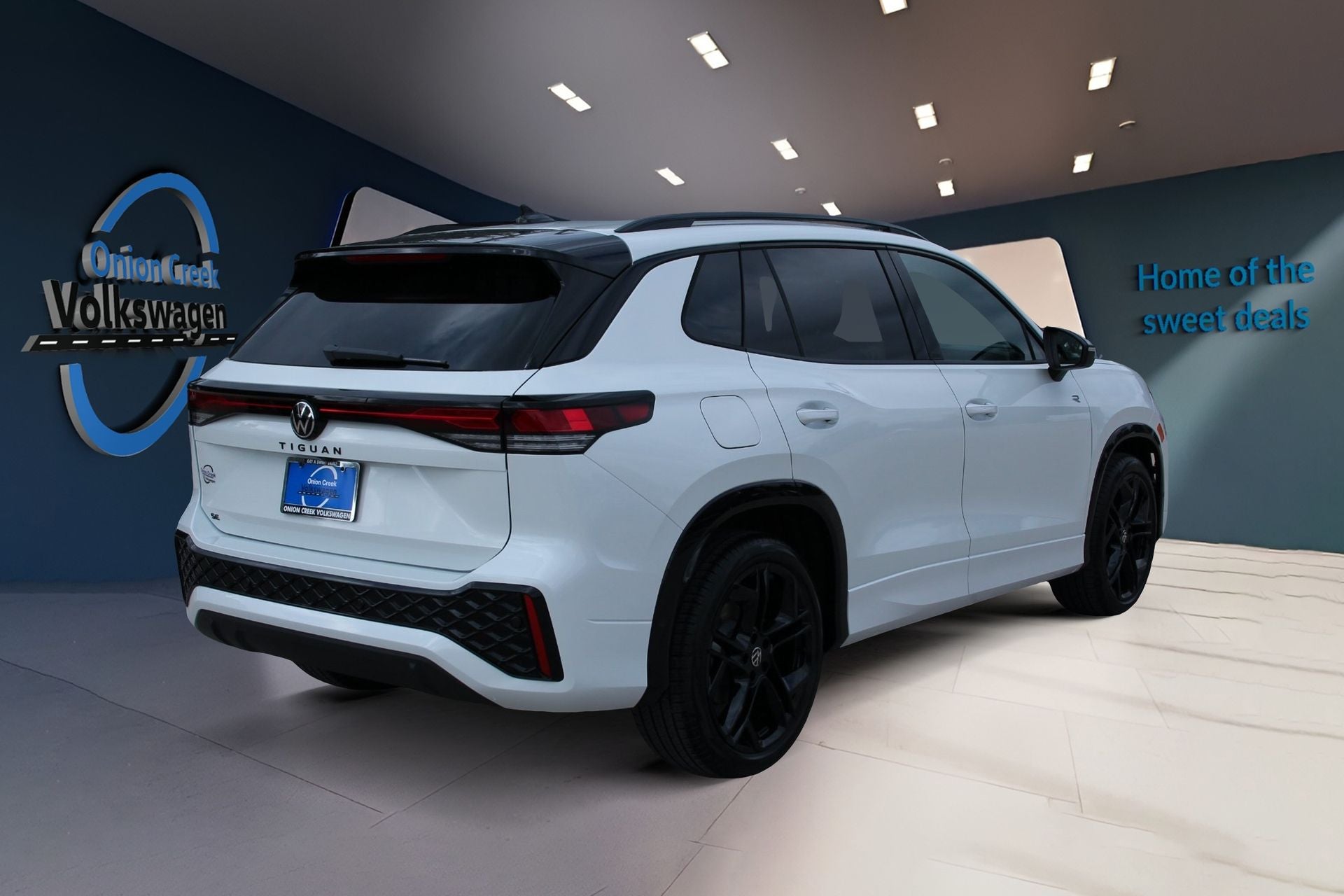 2026 Volkswagen Tiguan 2.0T SE R-Line Black